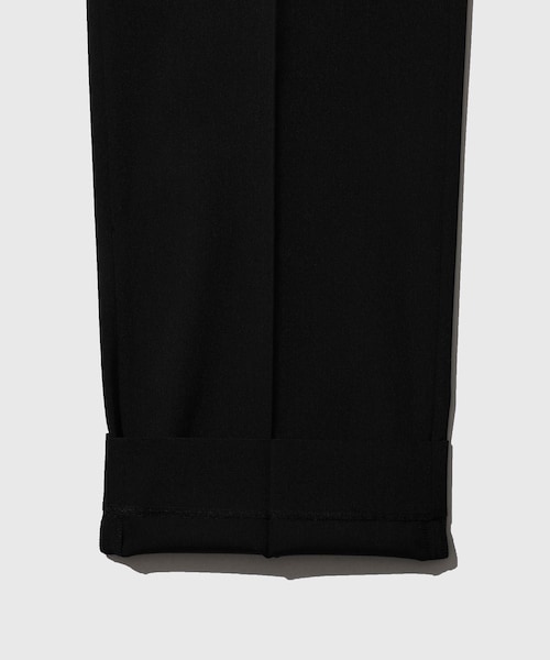ADAM ET ROPE'(アダムエロペ)の「【AURALEE/オーラリー】LIGHT WOOL MAX GABARDINE SLACKS(スラックス・メンズ・ブラック/ダークブラウン・3/4/5)」の13枚目の写真