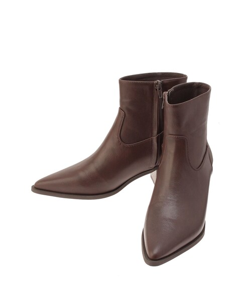 Ungrid（アングリッド）の「フェイクレザーポインテッドブーツ（ブーツ・レディース・ブラック/ブラウン・S/M/L）」の8枚目の写真