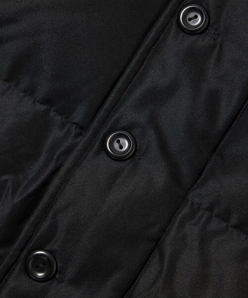 ADAM ET ROPE'（アダムエロペ）の「【Eddie Bauer / エディー・バウアー】Kara Koram Vest（ダウンベスト・メンズ・ベージュ/ブラック・M/XL/L）」の18枚目の写真