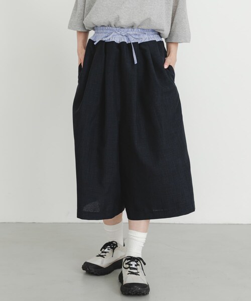 EKAL（エカル）の「『UR TECH DRYLUXE』ハイツイストワイドバミューダパンツ（その他パンツ・レディース・グレー/ネイビー/ブルーグレー・One）」の22枚目の写真