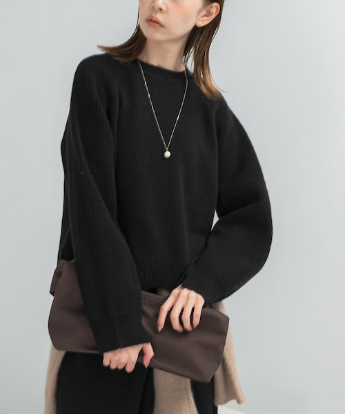 URBAN RESEARCH ROSSO（アーバンリサーチロッソ）の「スーパーファインラムズウールショートニット（ニット/セーター・レディース・OFF WHITE/L.GRAY/RED/BLACK・Free）」の2枚目の写真