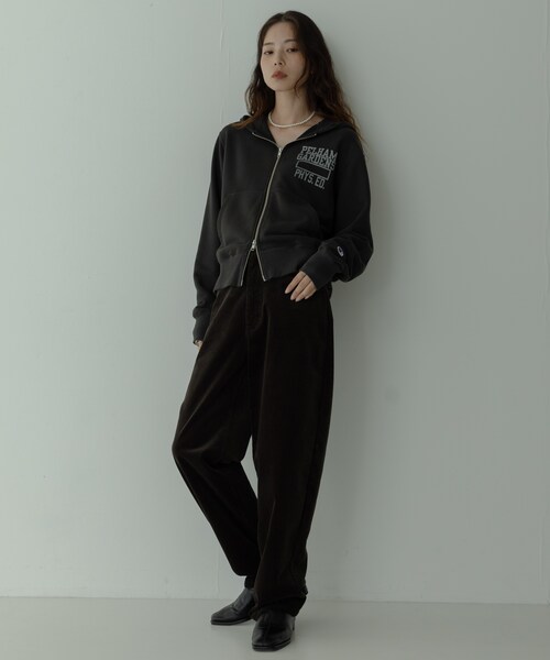 URBAN RESEARCH Sonny Label（アーバンリサーチサニーレーベル）の「『別注』Champion×Sonny Label　スウェットジップフーディー（パーカー・レディース・オフブラック/ヘザーグレー/オートミール・one）」の9枚目の写真
