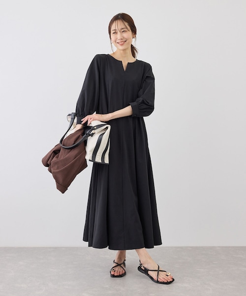 ROPE' PICNIC（ロペピクニック）の「7分袖リラックスワンピース（ワンピース・レディース・ブラック/ダークブラウン/ベージュ/ブルー・F）」の6枚目の写真