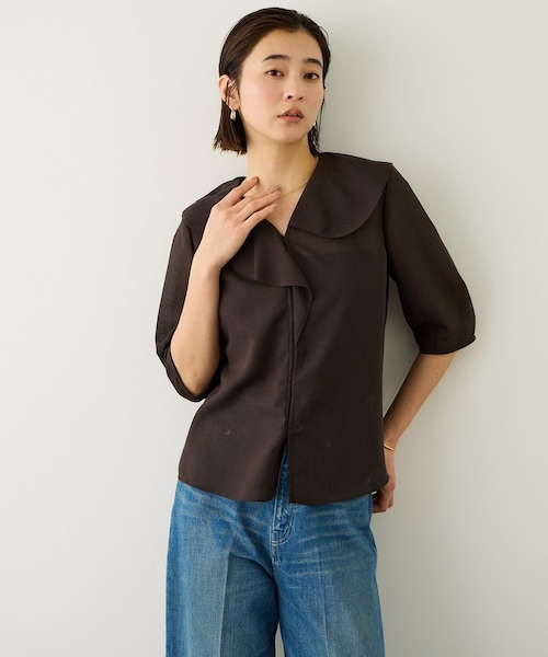 ROPE'(ロペ)の「リネンライクフリルカラーブラウス/セットアップ対応・イージーケア(シャツ/ブラウス・レディース・ベージュ/ダークブラウン・36/38)」の16枚目の写真