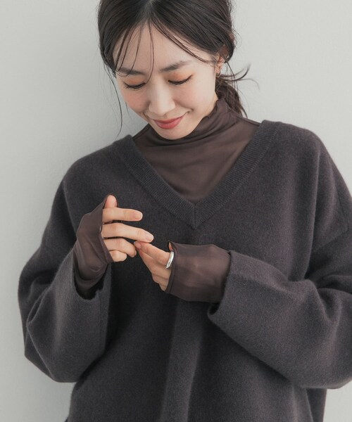 URBAN RESEARCH DOORS(アーバンリサーチドアーズ)の「ハイネックチュールインナー(Tシャツ/カットソー・レディース・DOT/BROWN/OFF・Free)」の11枚目の写真