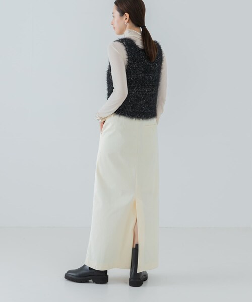 URBAN RESEARCH(アーバンリサーチ)の「トリコットコーデュロイスカート(スカート・レディース・BROWN/OFF WHITE・36/38)」の9枚目の写真