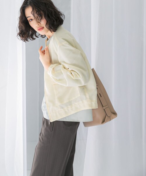 URBAN RESEARCH ROSSO（アーバンリサーチロッソ）の「オーガンジーシアーブルゾン（ブルゾン・レディース・CHARCOAL/CREAM・FREE）」の12枚目の写真