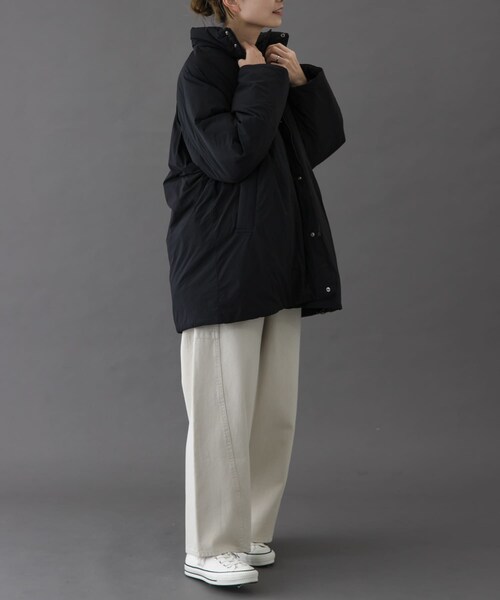 URBAN RESEARCH DOORS(アーバンリサーチドアーズ)の「FORK&SPOON SORONAスタンドカラーブルゾン(ブルゾン・レディース・BLACK/WINE/SAND・1)」の12枚目の写真