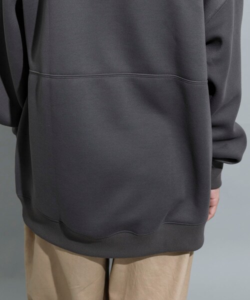 THE GOODLAND MARKET（ザグッドランドマーケット）の「『別注』MIDIUMISOLID×TGM　Recycled polyester sweat（スウェット・レディース・C.Gray/L.Beige/OFF・M/L）」の13枚目の写真