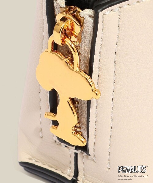 ROPE'（ロペ）の「【WEB限定/一部店舗限定】【E'POR×PEANUTS】別注 Y BAG Pico（ハンドバッグ・レディース・ブラック/オフホワイト/レッド・F）」の13枚目の写真