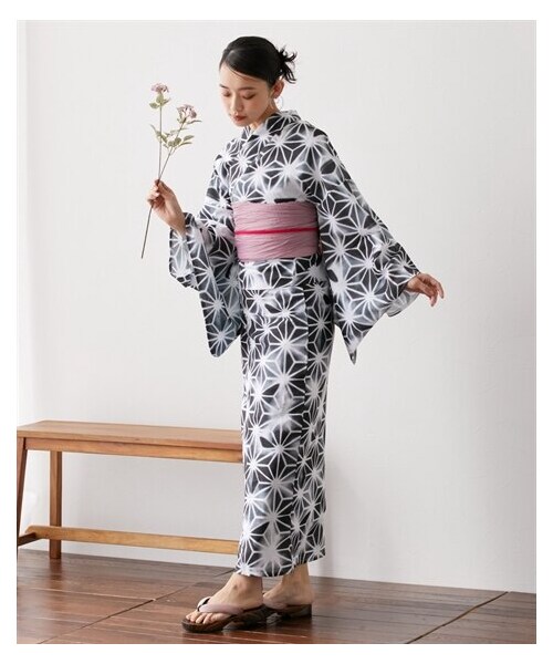 nissen（ニッセン）の「大きいサイズ 二部式浴衣（浴衣・レディース・白系(朝顔)/紺系(百合・桜)/白×紺系(撫子)/黒系(麻の葉)/ベージュ系リーフ柄・S~M相当/L~LL相当/3L~4L相当/5L~6L相当）」の9枚目の写真