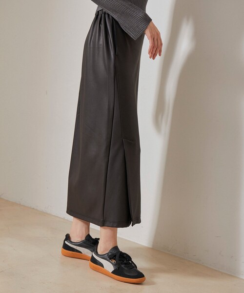 NERGY（ナージー）の「【イージーケア】Synthetic Leather イージーラップスカート（スカート・レディース・ブラック・F）」の6枚目の写真
