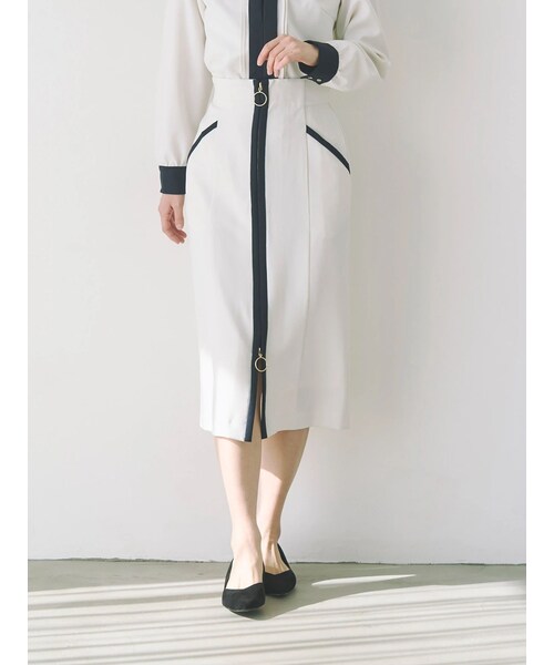 TONAL（トーナル）の「バイカラーZIPタイトスカート（スカート・レディース・オフホワイト/ブルー/ネイビー・S/M）」の6枚目の写真
