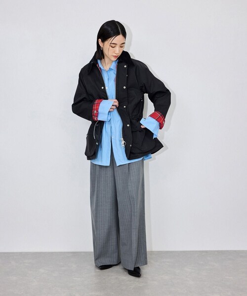 ADAM ET ROPE'(アダムエロペ)の「【Barbour for ADAM ET ROPE'】別注Shirring Bedale(その他アウター・レディース・ブラック/ベージュ・34/36)」の8枚目の写真
