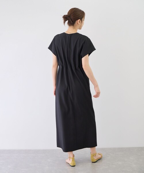 Jayro(ジャイロ)の「リネンタッチタックイージーワンピース(ワンピース・レディース・ブラック/チャコール/ベージュ・M)」の9枚目の写真