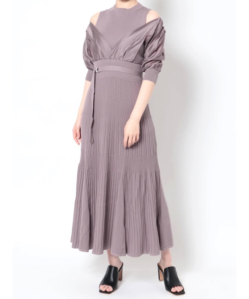 MERCURYDUO（マーキュリーデュオ）の「異素材ドッキングフレアニットワンピース（ワンピース・レディース・アイボリー/ベビーピンク/パープル・S/M）」の3枚目の写真