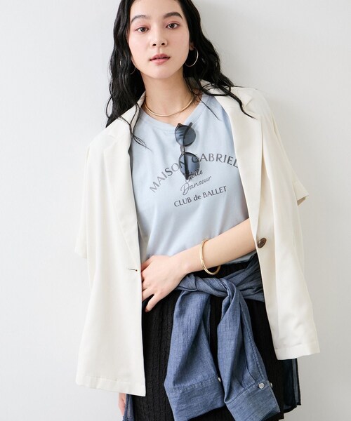VIS（ビス）の「フォト＆ロゴプリントフレンチスリーブTシャツ/接触冷感（Tシャツ/カットソー・レディース・チャコール/ホワイト/サックス・F）」の17枚目の写真