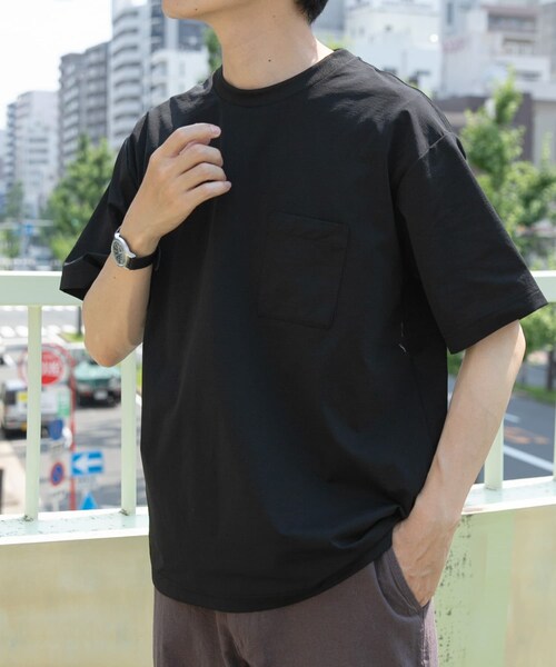 ITEMS URBANRESEARCH(アイテムズ アーバンリサーチ)の「接触冷感ハイストレッチTシャツ(シャツ/ブラウス・メンズ・CHA/WHT/NVY/BLK・M/L)」の2枚目の写真