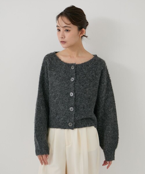 Jayro(ジャイロ)の「チョーカー付き前後2WAYカーディガン(カーディガン/ボレロ・レディース・チャコール/ライトグレー/オフホワイト/ダークブラウン・M)」の6枚目の写真