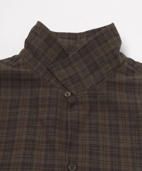 URBAN RESEARCH(アーバンリサーチ)の「A PRESSE Silk Nep Loop Collar Shirts(シャツ/ブラウス・メンズ・BROWN・2/3)」の4枚目の写真