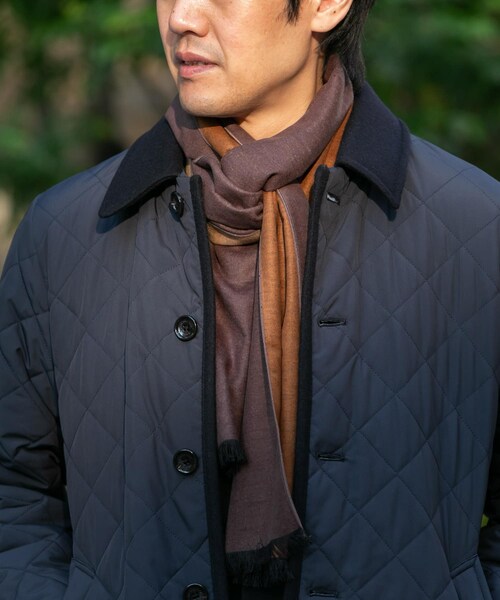 URBAN RESEARCH DOORS（アーバンリサーチドアーズ）の「LIFE STYLE TAILOR　シルクリバーシブルマフラー（マフラー・メンズ・02NVY-BLU/04GRN-CCL/01CCL-BLK/03BRN-BEG・-）」の14枚目の写真
