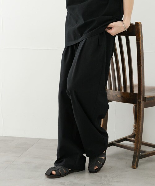 SENSE OF PLACE by URBAN RESEARCH（センスオブプレイスバイアーバンリサーチ）の「ドライタッチワイドパンツ（その他パンツ・メンズ・BLACK/GREIGE/GREEN・M/L）」の5枚目の写真