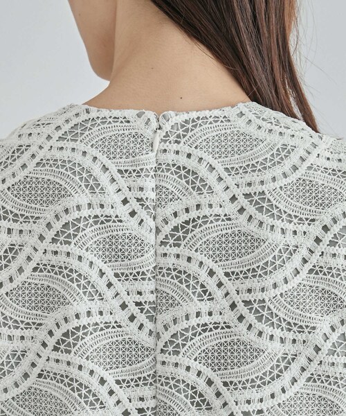 ROPE'（ロペ）の「【一部店舗限定】【ESTAR TEKSTIL】ケミカルレース×シャンタンフレアーワンピース（ワンピース・レディース・ホワイト系/ネイビー系・36/38）」の22枚目の写真