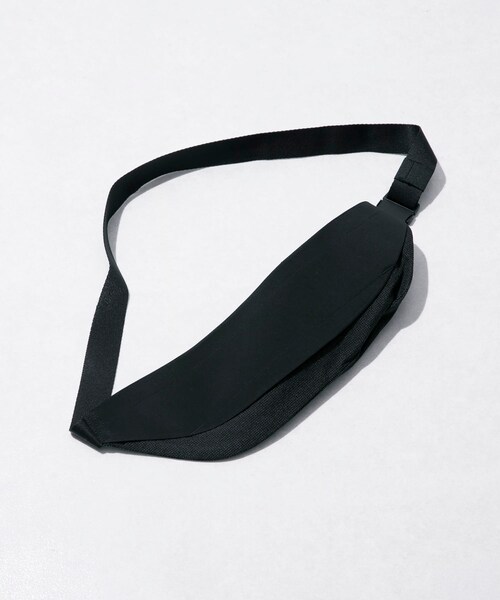 URBAN RESEARCH(アーバンリサーチ)の「ES.1 ULTRA WAIST BAG(ボディバッグ/ウエストポーチ・メンズ・black・Free)」の2枚目の写真