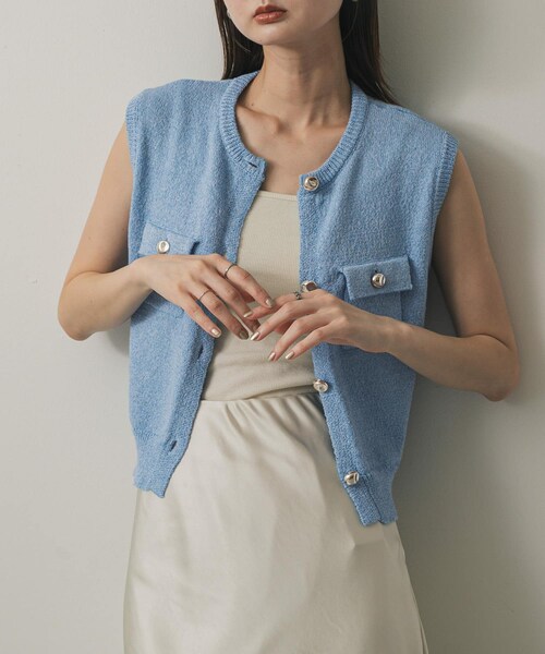 SENSE OF PLACE by URBAN RESEARCH(センスオブプレイスバイアーバンリサーチ)の「メタルボタンポケットベスト(ベスト・レディース・L.BLUE/BLACK/IVORY/BROWN・one)」の4枚目の写真