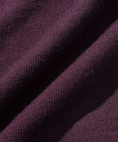 ADAM ET ROPE'(アダムエロペ)の「【PURLAM/プラム】Low-gauge Plain St Vneck CD(カーディガン/ボレロ・メンズ・オフホワイト/ダークブラウン/パープル・2/3)」の16枚目の写真
