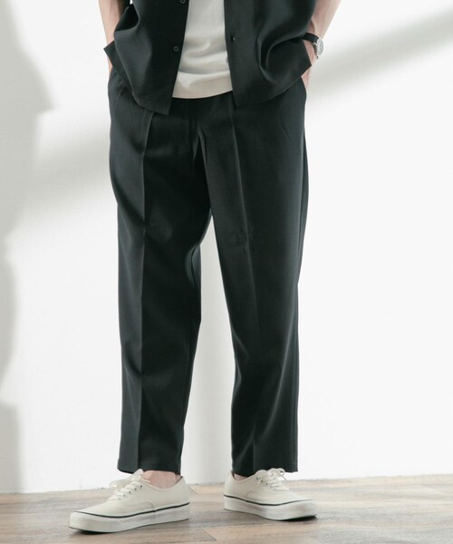 ITEMS URBANRESEARCH（アイテムズ アーバンリサーチ）の「オープンカラーショートスリーブシャツ+センタープレスパンツ セット（セットアップ・メンズ・BLK/GRY/BLU・M/L）」の7枚目の写真