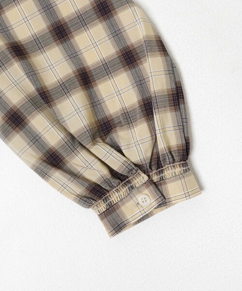 URBAN RESEARCH DOORS(アーバンリサーチドアーズ)の「フリルネックチェックブラウス(シャツ/ブラウス・レディース・BLACK/BEIGE・Free)」の11枚目の写真