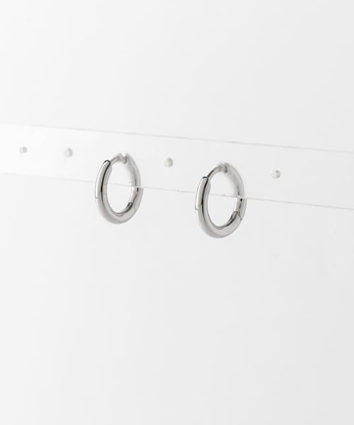 URBAN RESEARCH(アーバンリサーチ)の「Classic Hoops Small(ピアス(両耳用)・レディース・Silver・-)」の1枚目の写真