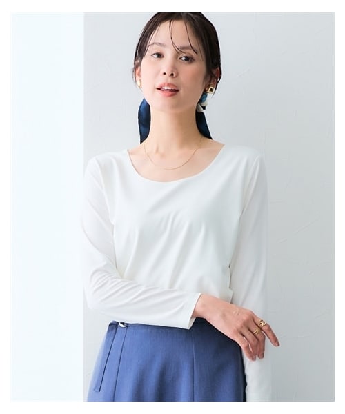 nissen（ニッセン）の「【選べる2タイプ】透け対策シルケット加工ダブルフロント長袖トップス＜大きいサイズ有＞（Tシャツ/カットソー・レディース・オフホワイト/黒/オフホワイト(Uネック)/黒(Uネック)・M/L/LL/3L/S/4L/5L）」の18枚目の写真