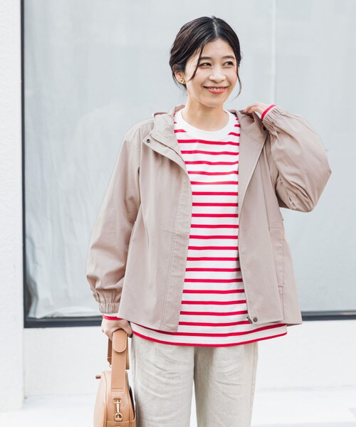 URBAN RESEARCH DOORS（アーバンリサーチドアーズ）の「撥水バックギャザーフードジャケット（テーラードジャケット・レディース・BEIGE/PINKBEIGE/NAVY・Free）」の8枚目の写真