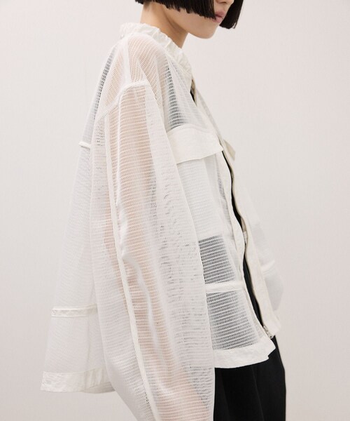 ADAM ET ROPE'（アダムエロペ）の「ドロストメッシュシャツ（シャツ/ブラウス・レディース・ブラック/ホワイト/ダークブラウン・F）」の5枚目の写真