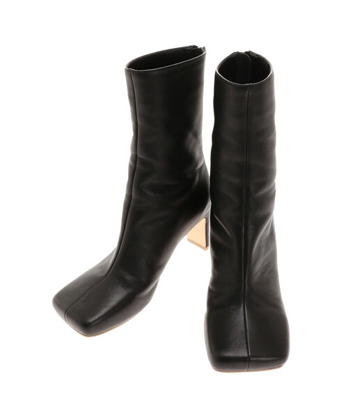 ELENDEEK（エレンディーク）の「OBLIQUE TOE BOOTS（ブーツ・レディース・ベージュ/ブラック・3/2）」の18枚目の写真