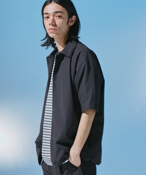 URBAN RESEARCH DOORS(アーバンリサーチドアーズ)の「『仁村紗和さん着用』『UR TECH』サマシェア ショートスリーブシャツカーディガン(カーディガン/ボレロ・メンズ・SAGE GREEN/GRAY/CHARCOAL/BLACK/BROWN/KHAKI・M/L/XL)」の14枚目の写真
