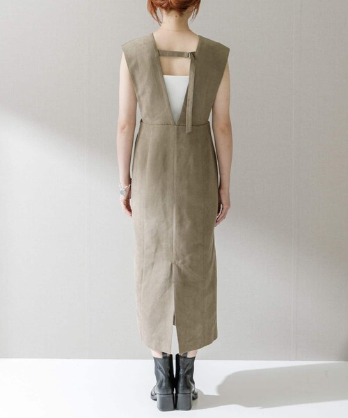 URBAN RESEARCH ROSSO（アーバンリサーチロッソ）の「バックベルトワンピース（ワンピース・レディース・navy/beige/d.bordeaux・36/38）」の11枚目の写真