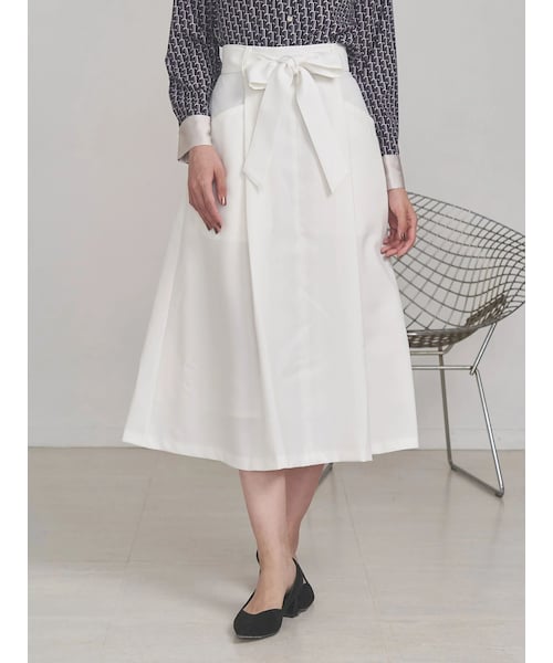 TONAL（トーナル）の「マルチセットタックポケットフレアスカート（スカート・レディース・オフホワイト/チャコールグレー/アイスブルー/ネイビー/ベージュ・S/M）」の2枚目の写真