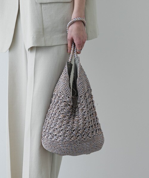 SENSE OF PLACE by URBAN RESEARCH（センスオブプレイスバイアーバンリサーチ）の「メタリックヤーンバッグ（かごバッグ・レディース・SILVER/NAVY/BROWN/MIX・One）」の4枚目の写真