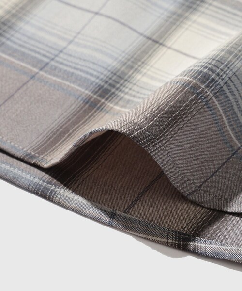 ADAM ET ROPE'(アダムエロペ)の「【AURALEE/オーラリー】SUPER LIGHT WOOL CHECK SHIRT(シャツ/ブラウス・メンズ・ダークブラウン/ブルー系・3/4/5)」の15枚目の写真