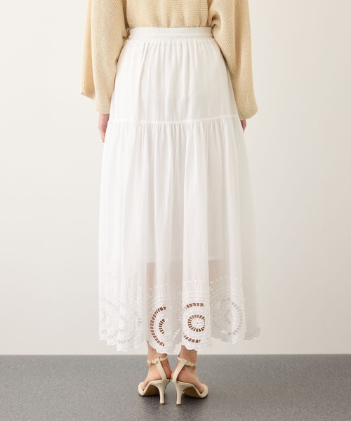 ROPE'(ロペ)の「INDIAコットンボイルシフリー刺繍サークルフレアスカート/セットアップ対応・イージーケア(スカート・レディース・ブラック/ホワイト・F)」の20枚目の写真