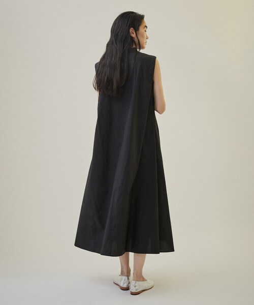ADAM ET ROPE'(アダムエロペ)の「【公式サイト限定】【MARTINIANO(マルティニアーノ)】GLOVEシルバー(パンプス・レディース・シルバー・36/37/38/39)」の17枚目の写真