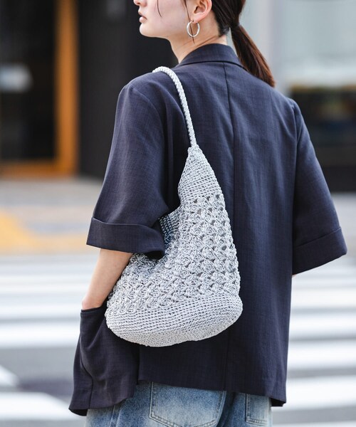 SENSE OF PLACE by URBAN RESEARCH(センスオブプレイスバイアーバンリサーチ)の「メタリックヤーンバッグ(かごバッグ・レディース・SILVER/NAVY/BROWN/MIX・One)」の22枚目の写真