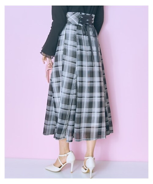 nissen（ニッセン）の「＜大きいサイズ＞ラメチェックスカート　marun（スカート・レディース・ブラウン系/レッド×グリーン系/ブルー/黒・L/LL/3L/4L/5L/6L/8L/10L）」の8枚目の写真