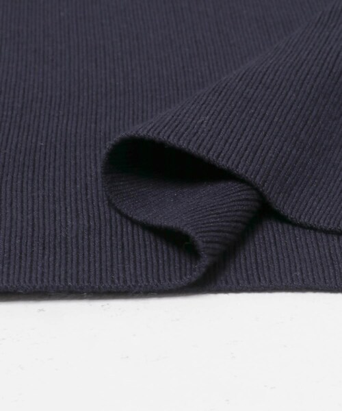 URBAN RESEARCH ROSSO（アーバンリサーチロッソ）の「シルク混スリットスリーブリブニット（ニット/セーター・レディース・OFF WHITE/SAX/YELLOW/NAVY・Free）」の21枚目の写真