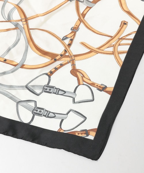 URBAN RESEARCH Sonny Label（アーバンリサーチサニーレーベル）の「大判チェーン柄スカーフ（バンダナ/スカーフ・レディース・ピンク/オフ・one/One）」の5枚目の写真