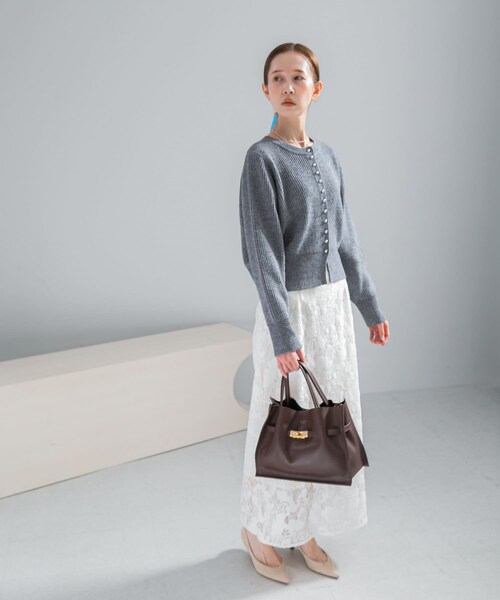URBAN RESEARCH ROSSO（アーバンリサーチロッソ）の「ボタンデザインニットプルオーバー（カーディガン/ボレロ・レディース・WHITE/PINK/GRAY・Free）」の19枚目の写真