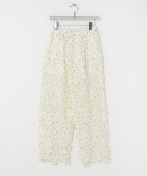 URBAN RESEARCH(アーバンリサーチ)の「crinkle crinkle crinkle SHEER FLOWER EASY PANTS(その他パンツ・レディース・BLACK/IVORY・Free)」の4枚目の写真